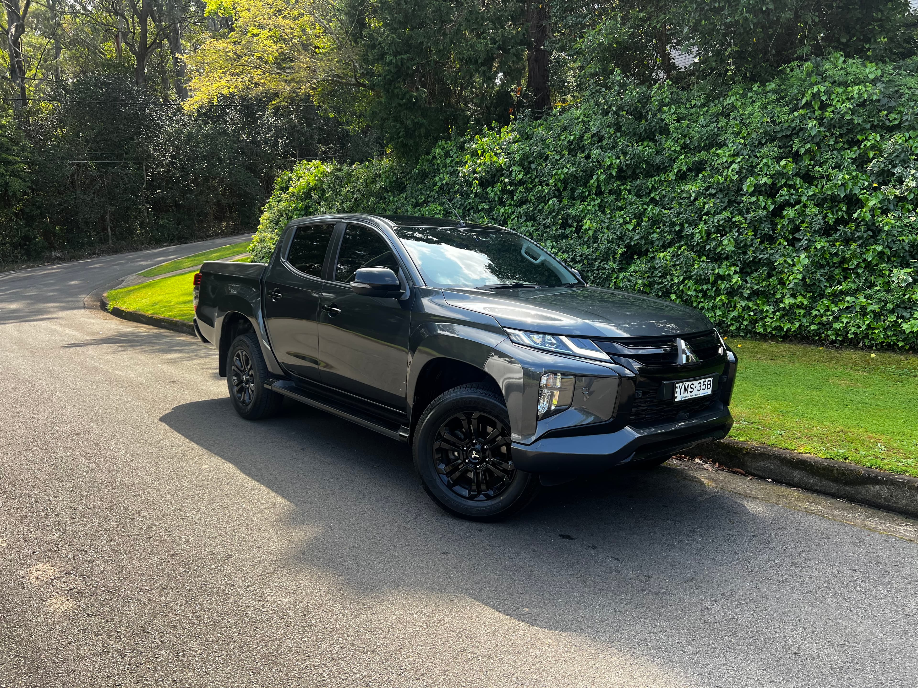 2023 MITSUBISHI TRITON GSR